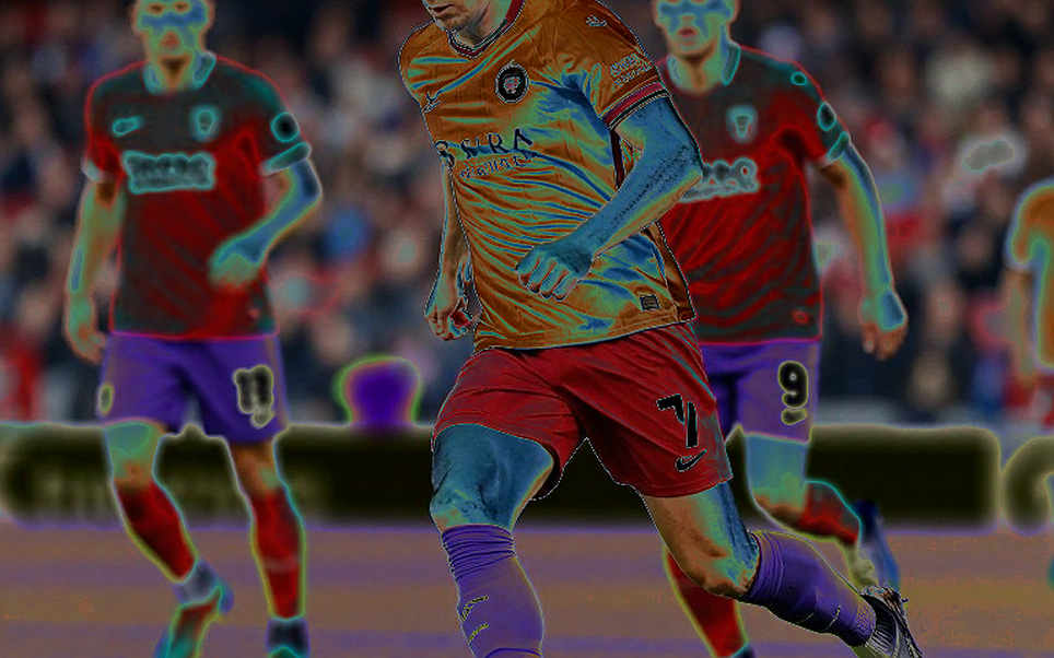 54 Minutes a Man Down in the Nusantara Derby: Thom Haye's Red Card and What the Scoreline Leaves Out 54 Minutes a Man Down in the Nusantara Derby: Thom Haye's Red Card and What the Scoreline Leaves Out