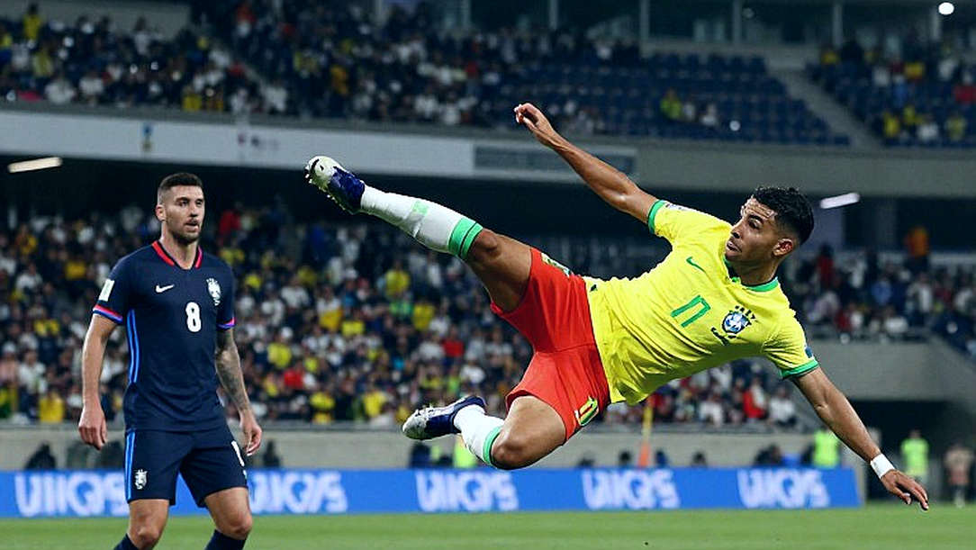 Estadio Azteca Becomes Estadio Banorte: 82 Clásicos, a Defender's Goal, and the Gap Between Data and This Saturday Estadio Azteca Becomes Estadio Banorte: 82 Clásicos, a Defender's Goal, and the Gap Between Data and This Saturday
