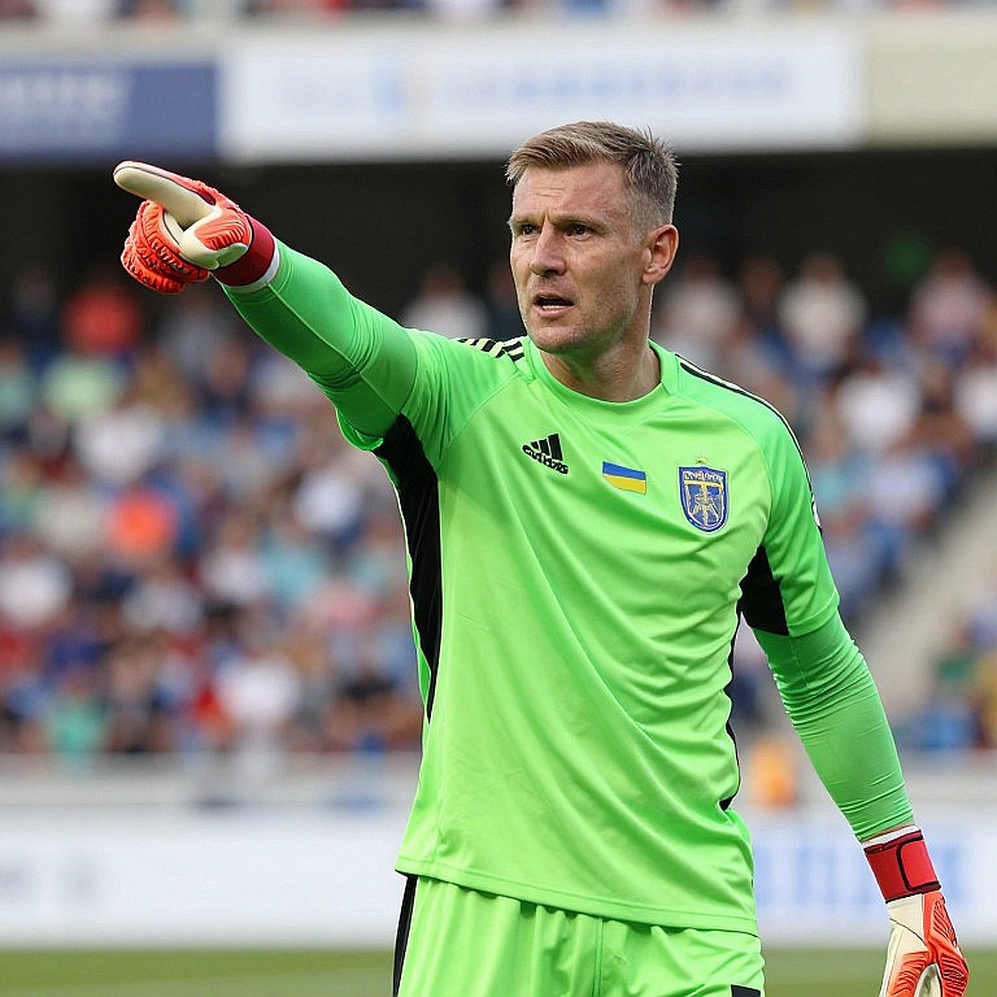 Olaha Manh Duc: A Name Carrying Memory, and the Naturalization Current Rewriting Vietnamese Football Olaha Manh Duc: A Name Carrying Memory, and the Naturalization Current Rewriting Vietnamese Football