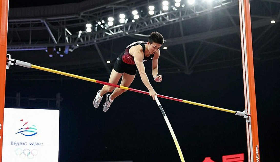 Keely Hodgkinson's Speed Suit: When Women's Athletics Wears Fashion and Calls It Science Keely Hodgkinson's Speed Suit: When Women's Athletics Wears Fashion and Calls It Science