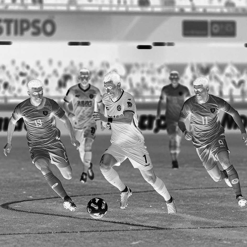 Busan Transfer Window: When Noise Drowns Out Footsteps at 6 AM Busan Transfer Window: When Noise Drowns Out Footsteps at 6 AM