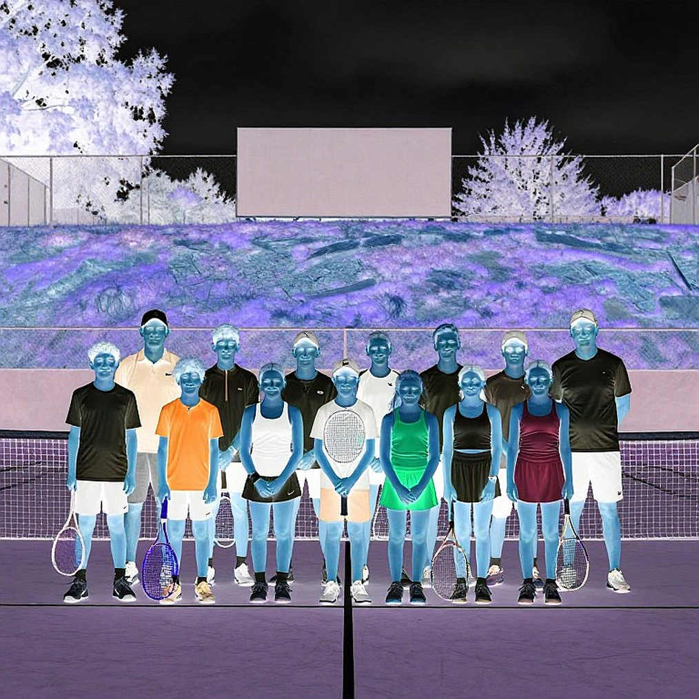 Billie Jean King và John McEnroe: 56 Grand Slam, một sân khấu, và canh bạc dài 21 tháng Billie Jean King và John McEnroe: 56 Grand Slam, một sân khấu, và canh bạc dài 21 tháng
